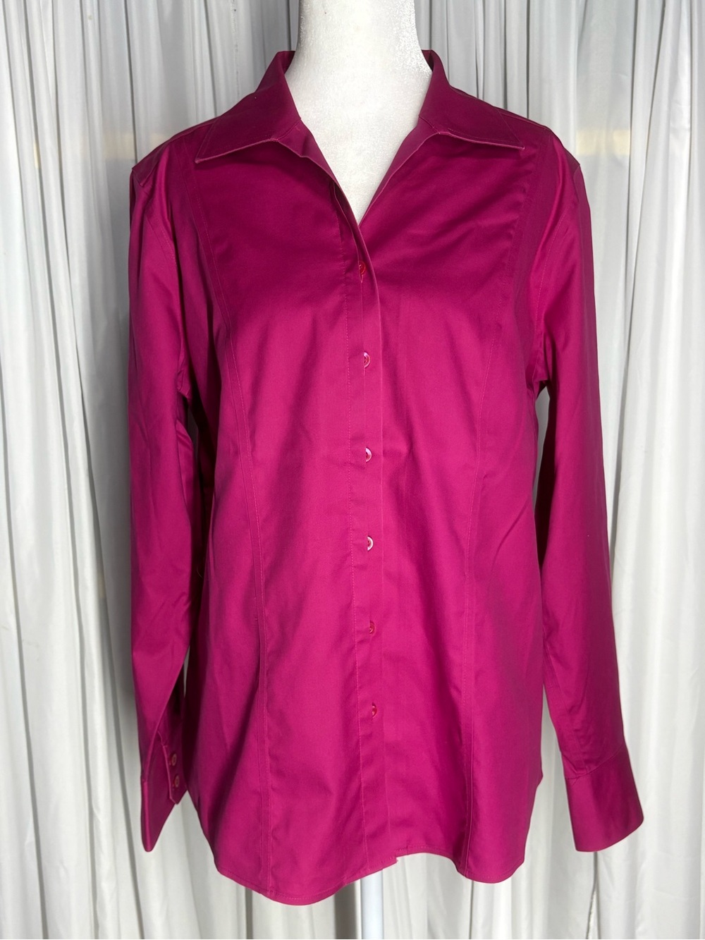 Chico's Women’s Long-Sleeve Button Down Shirt in Fuchsia Size 1